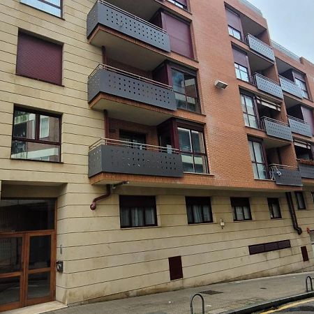 Cozy Yellow Home In Getxo Exterior foto